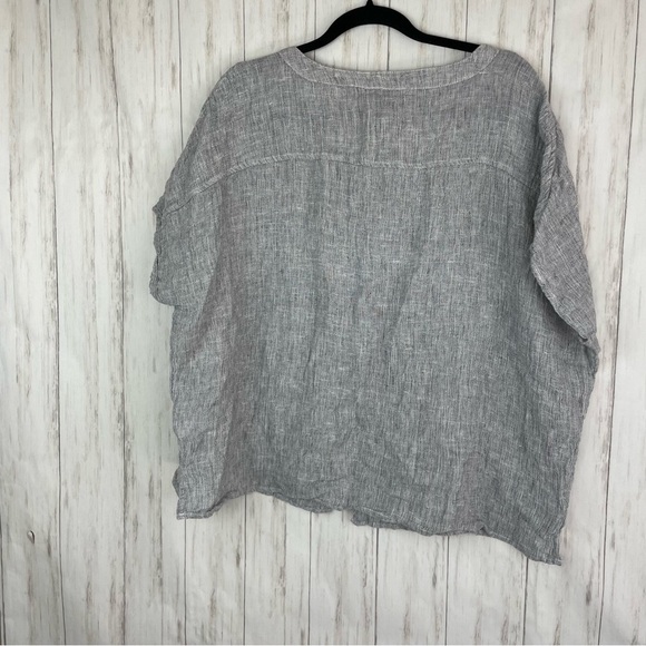 Tahari gray blue button down 100% linen blouse medium - Picture 4 of 4